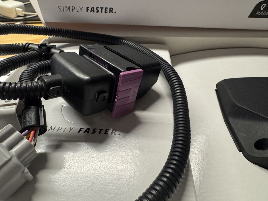 Race Chip Tunning  RS pentru Toyota Avensis T27 2/2.2 D-4D