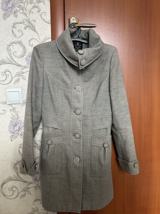 Демисезонное пальто