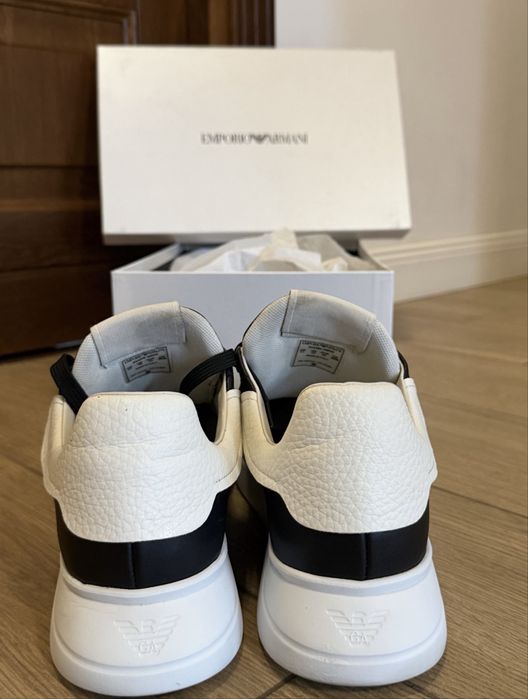 Adidasi Giorgio Armani autentici in stare foarte buna 44 cutie