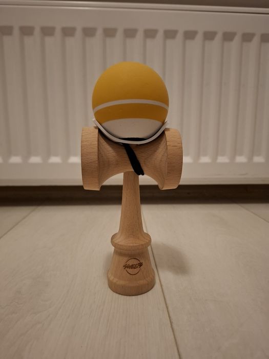 Kendama sweets broken shape