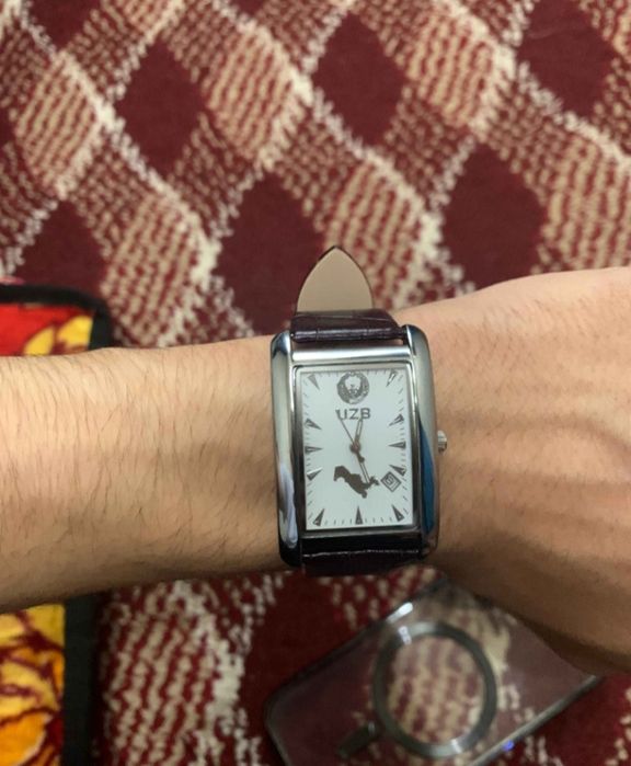 Qõl soati erkaklar uchun