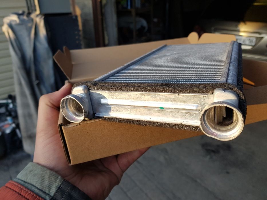 Радиатор отопителя печки RX300 Harrier