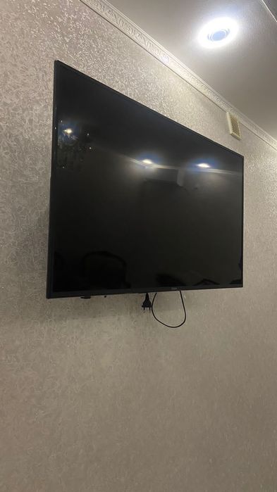 Продам срочно телевизор