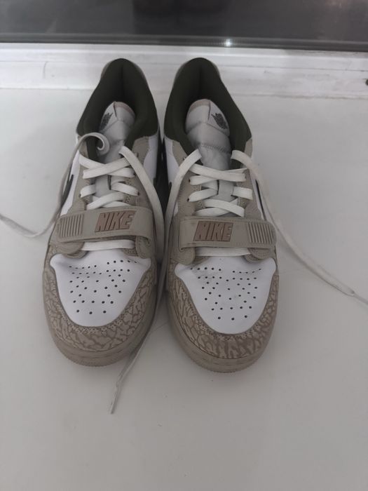 Кроссовки эир джордан