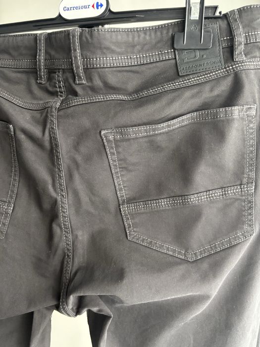 Pantaloni drepti, barbati