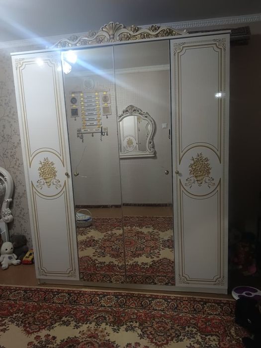 Продам кровать и шкаф