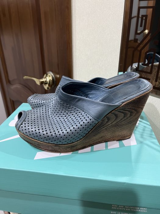 Сабо из натуральной кожи