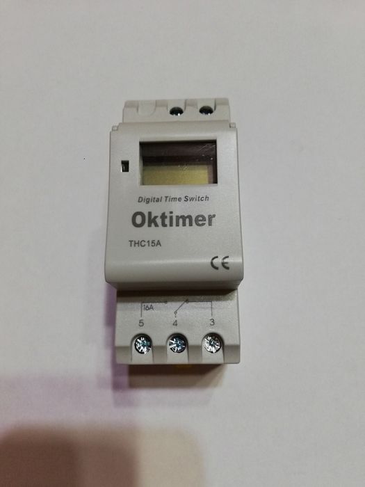 Недельный таймер THC 15A