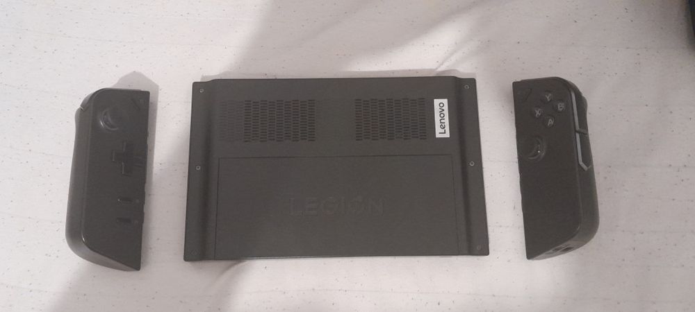 Lenovo Legion Go Z1 Extreme