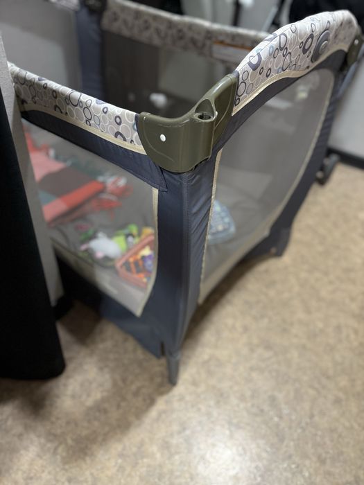 Кроватка манеж Graco