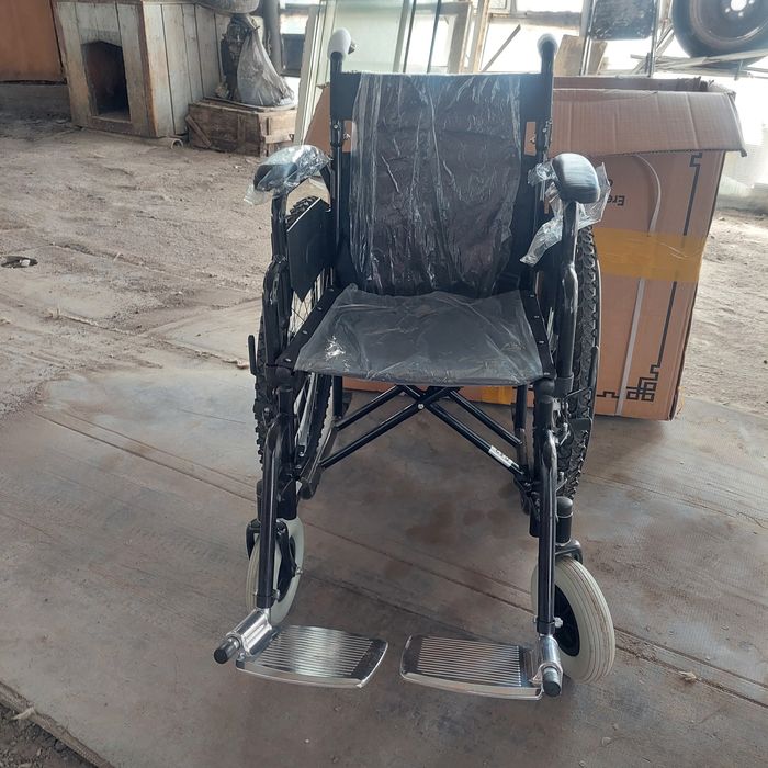Инвалидная коляска новая