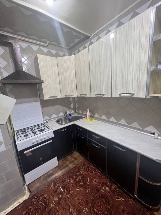 Продаю свою двухкомнатную на первом этаже . Сотаман икки хонали кварти