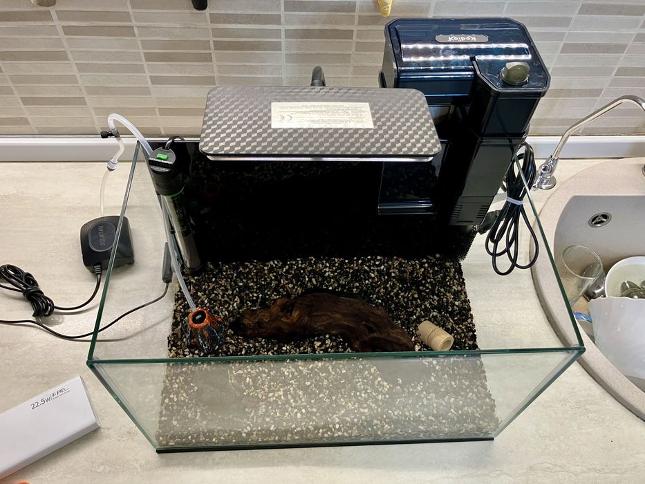 Acvariu Marina 25 L  echipat complet