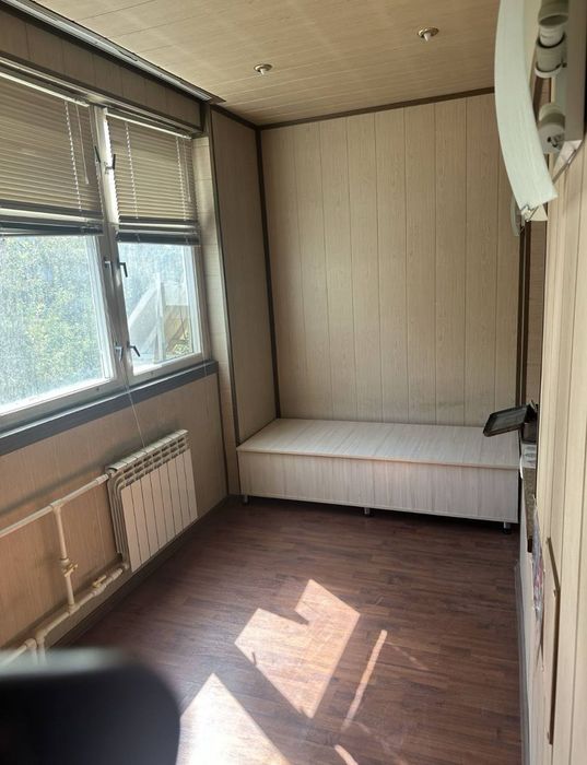 Квартира на Космонавт -Корзинка 4/4/4 общ пл 86м /77 серия