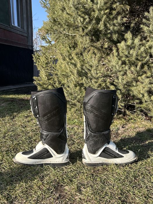 Мотоботы Gaerne sg12