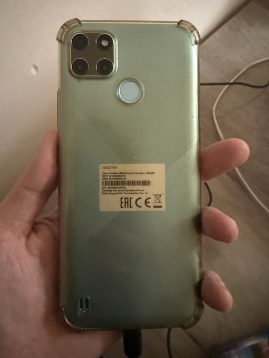 Телефон Realme c21y