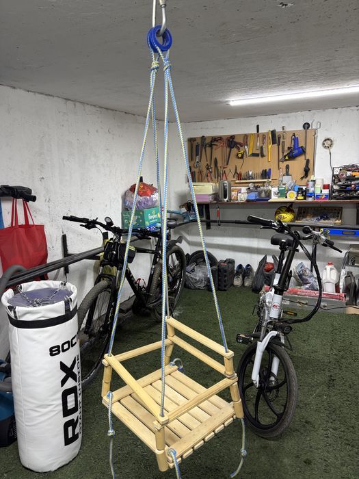 Десткая качеля подвесная