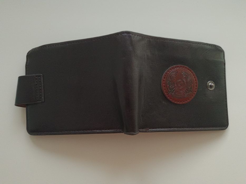 Кошелек новый коричневый