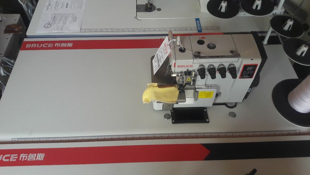 Швейная машинка "Bruce"