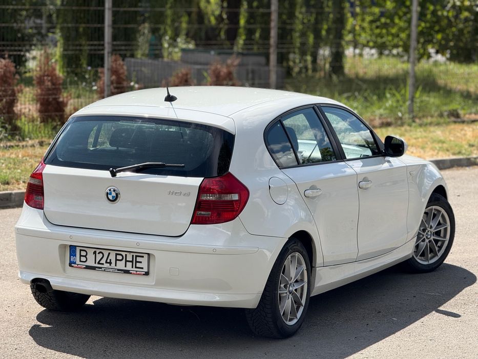 BMW 1 Series 2010 — imagine 3