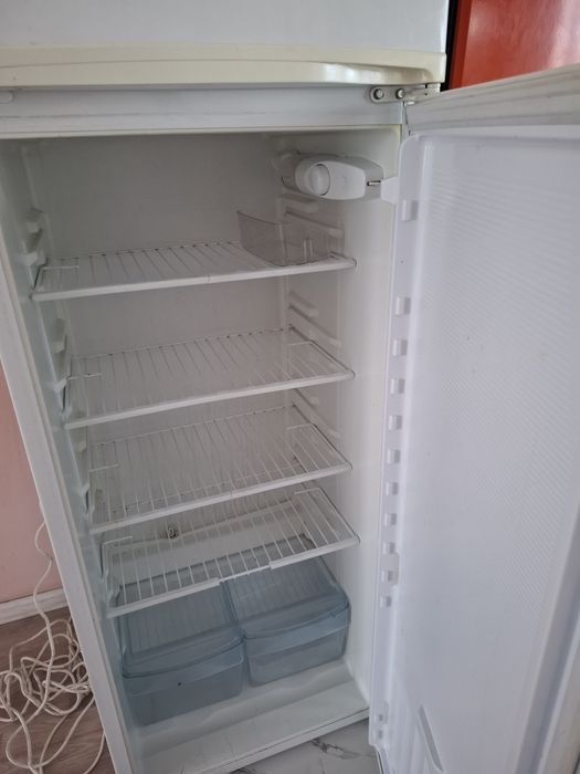 Большой холодильник