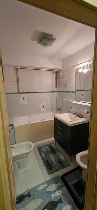 Proprietar inchiriez 3 camere + birou , bloc cu curte, Calea Lipovei