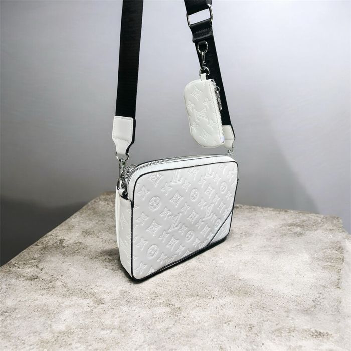 Дамска чанта louis vuitton