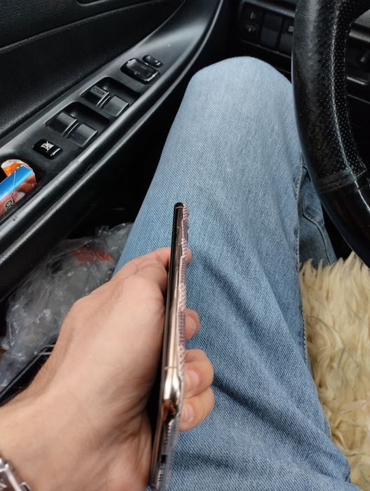 Продам айфон 11про