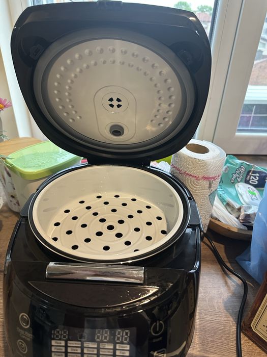 Чисто нов Мулти Кукър