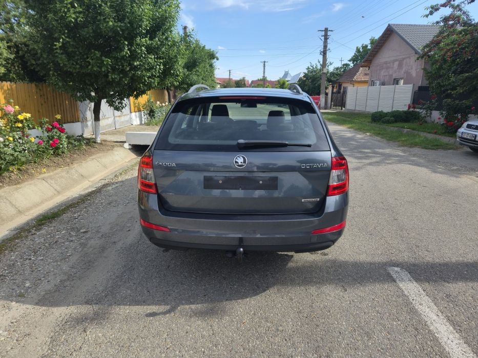 SKODA Octavia 2014 — imagine 4
