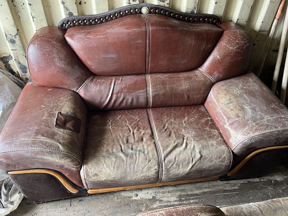 Продам два качественных кресла