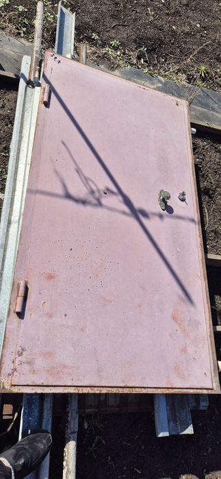 Продам дверь ...