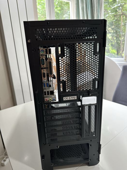 carcasa plus placa de baza NOI!