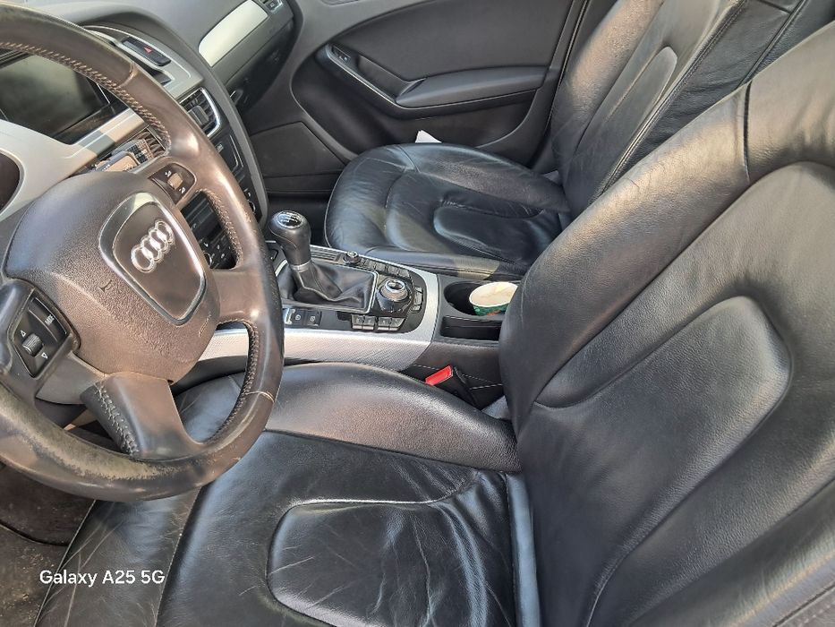 Vând Audi a4 b8 2010