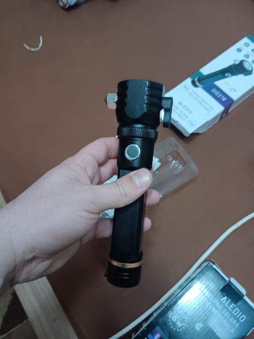 Lanterna LED ALEDIO, solara, multifunctionala, 5W, 2000mAh NOUA