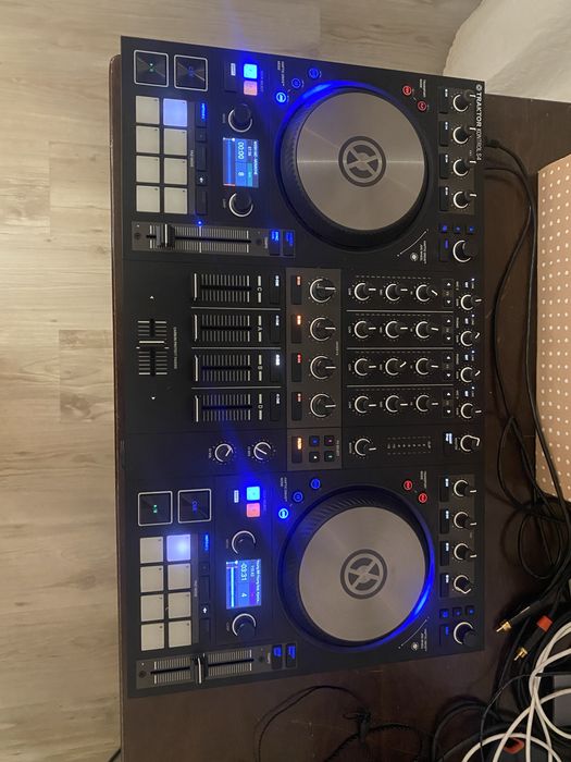 Native Instuments Traktor s4 mk3