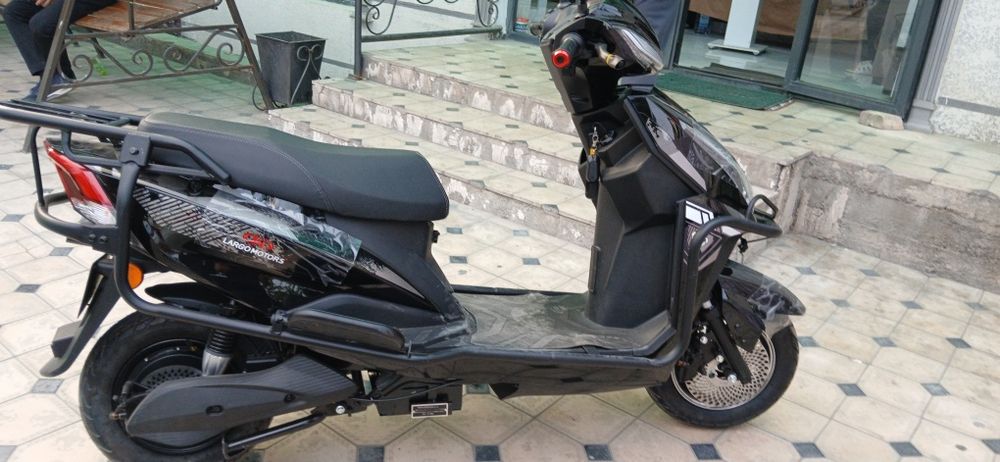 Skuter moto velo