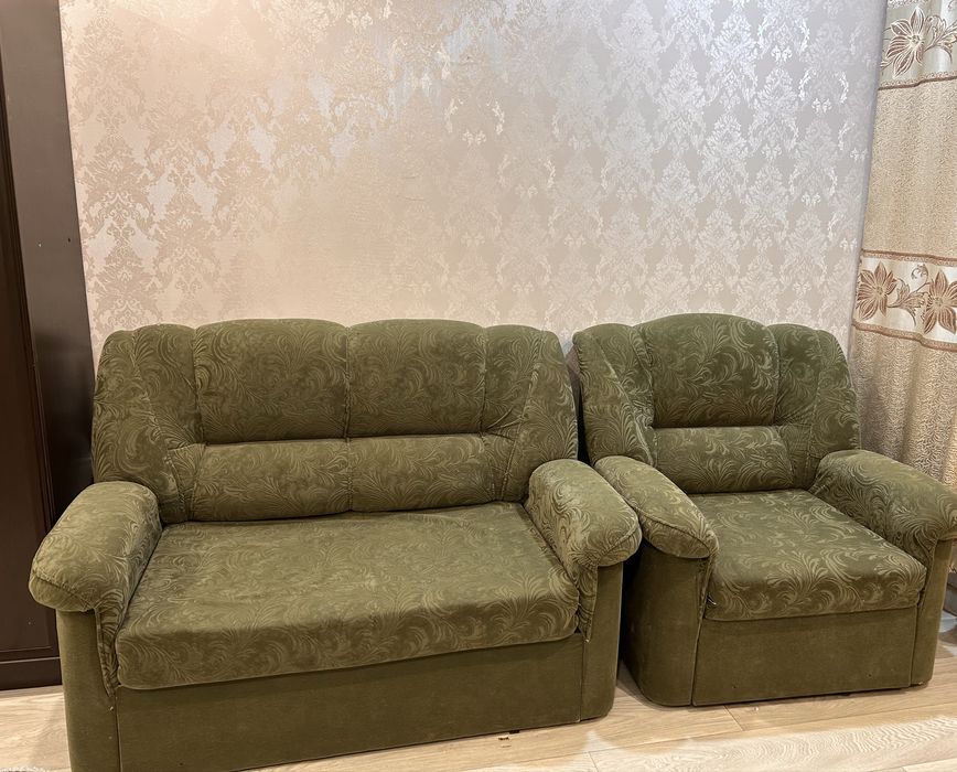 Продам диван и кресло в отличном состоянии