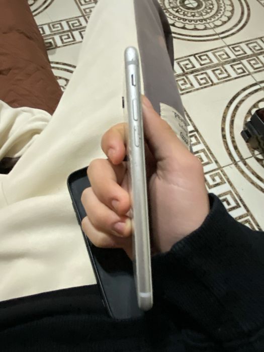 Vand iphone 8 merge perfect