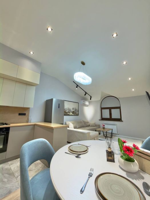 Id 730 ПРОДАЕТСЯ 2/10/10 НОВОСТРОЙКА  ЖК Poytaxt Gavhari  на: Ц-2