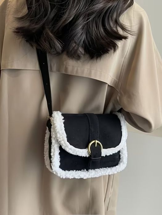 Малка чанта  .  .