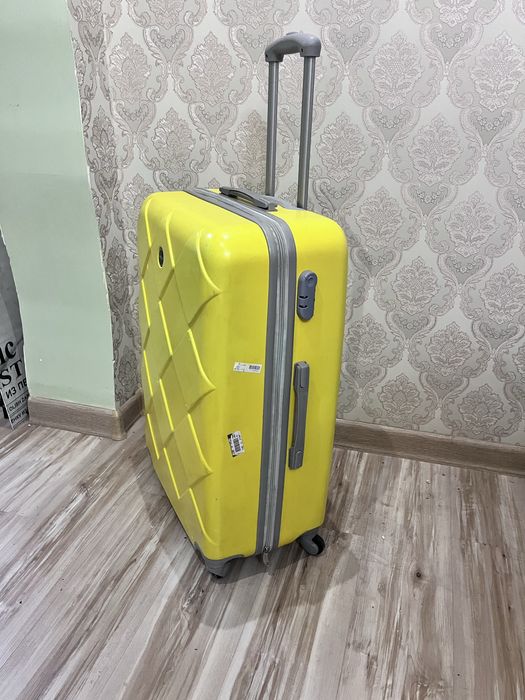 Чемодан Longstar