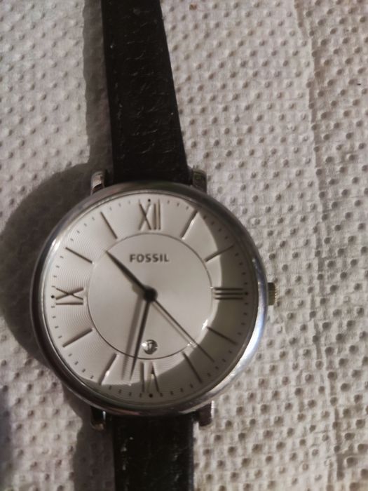 Vând 2 ceasuri Fossil