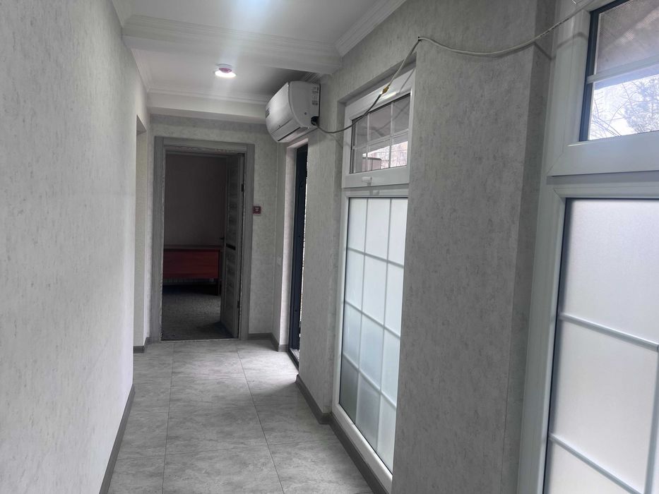 Arenda 2 xona 72m2 kvartira. Parkent bozor qarshisida offisga beriladi