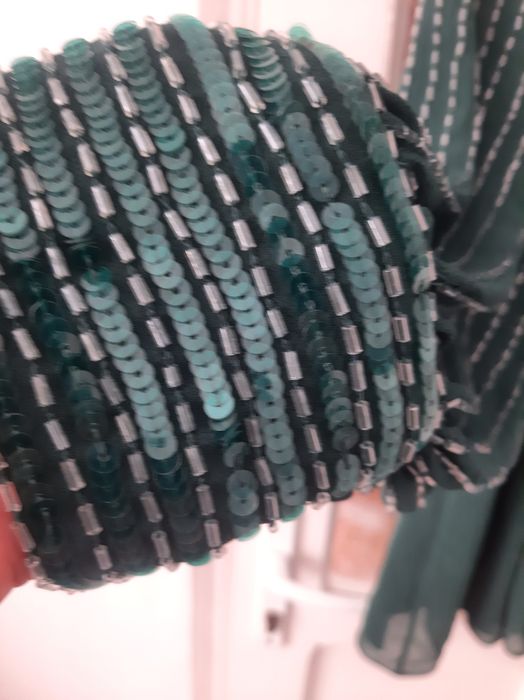 Vând rochie Asos nr 44 cu pietre