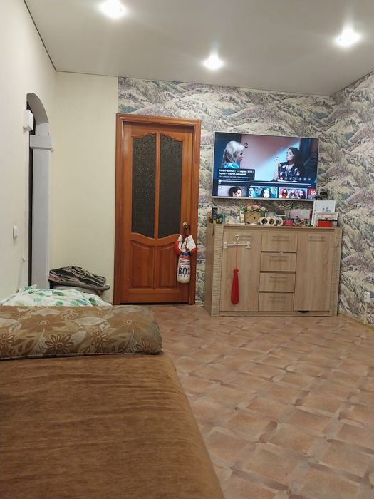 Продам 2 комнатную квартиру