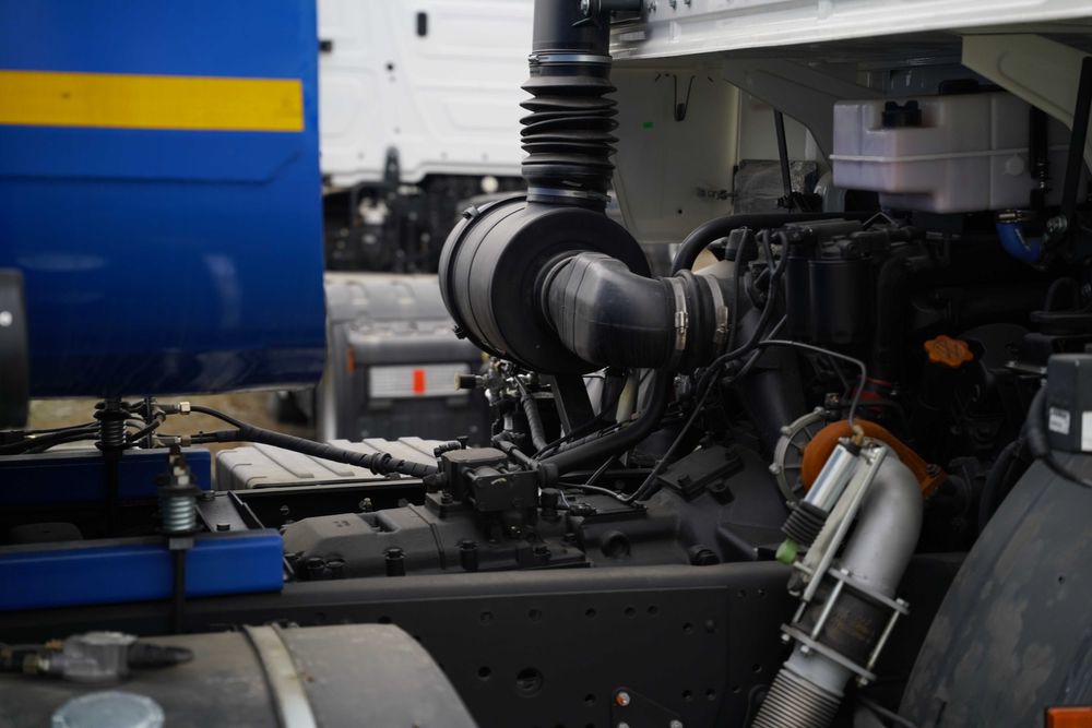 Автоцистерна водовоз КамАЗ 43118, 1048, 10 6x6 - 10 куб,м (тех.вода)