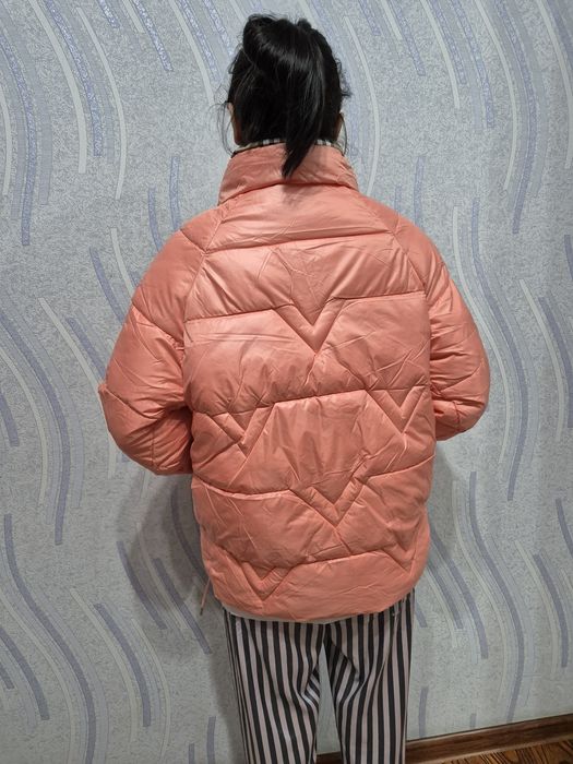 Женская куртка 46 размер