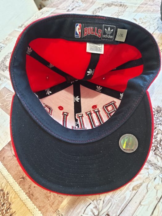 Оригинална шапка NBA Adidas Chicago Bulls
