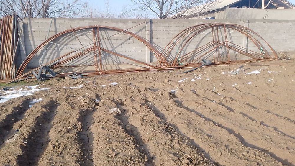 Parnik matryali sotiladi 2 sotix